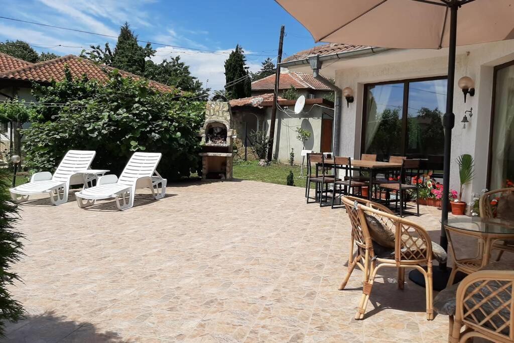 Guesthouse Oasis-Шабла Экстерьер фото