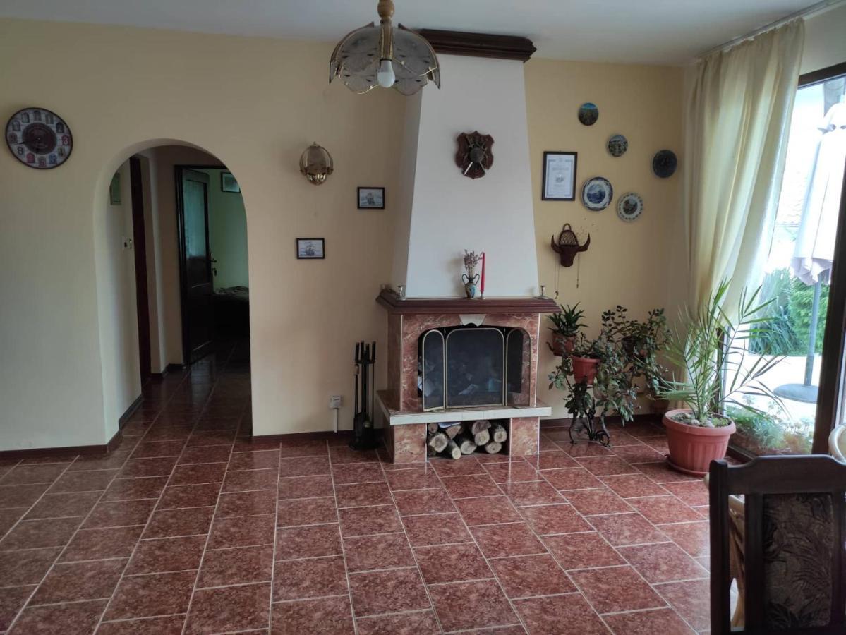 Guesthouse Oasis-Шабла Экстерьер фото